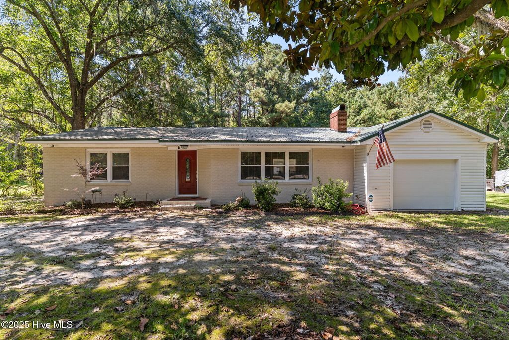 Photo of 1601 Midway Road SE, Bolivia, NC 28422 (MLS # 100530137)