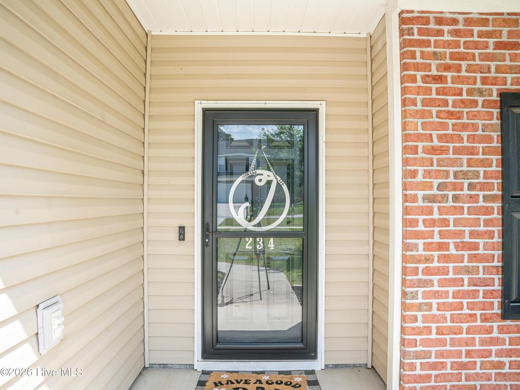 Photo of 234 Emerald Ridge Road, Jacksonville, NC 28546 (MLS # 100568311)