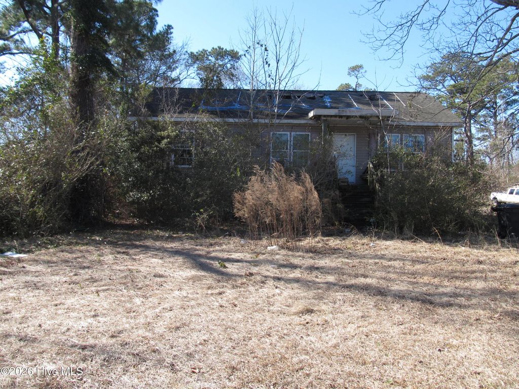 Photo of 301 Old River Road, Beaufort, NC 28516 (MLS # 100554465)