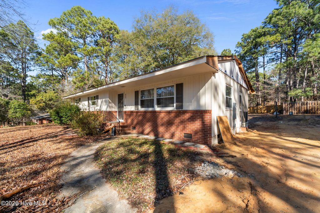 Photo of 425 W New Jersey Avenue, Southern Pines, NC 28387 (MLS # 100541796)