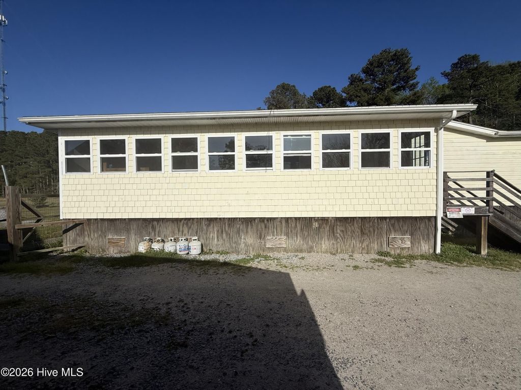 Photo of 2803 Travis Road, Columbia, NC 27925 (MLS # 100566531)