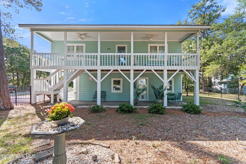 Photo of 101 W Oak Island Drive, Oak Island, NC 28465 (MLS # 100535762)