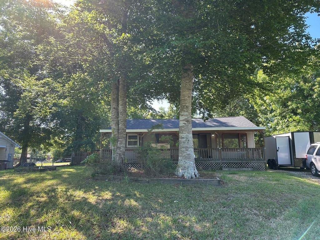 Photo of 135 Jupiter Trail, Jacksonville, NC 28546 (MLS # 100574381)
