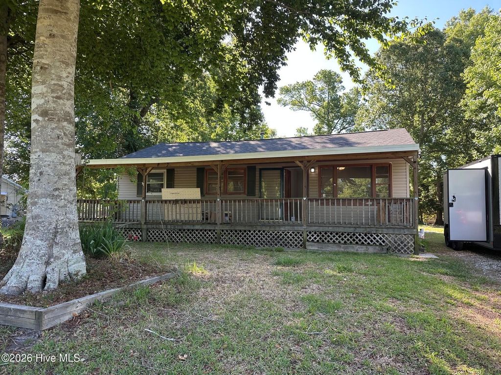 Photo of 135 Jupiter Trail, Jacksonville, NC 28546 (MLS # 100574381)