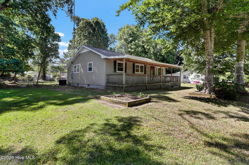 Photo of 135 Jupiter Trail, Jacksonville, NC 28546 (MLS # 100574381)