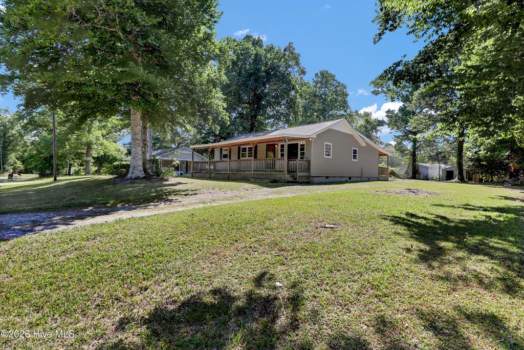 Photo of 135 Jupiter Trail, Jacksonville, NC 28546 (MLS # 100574381)