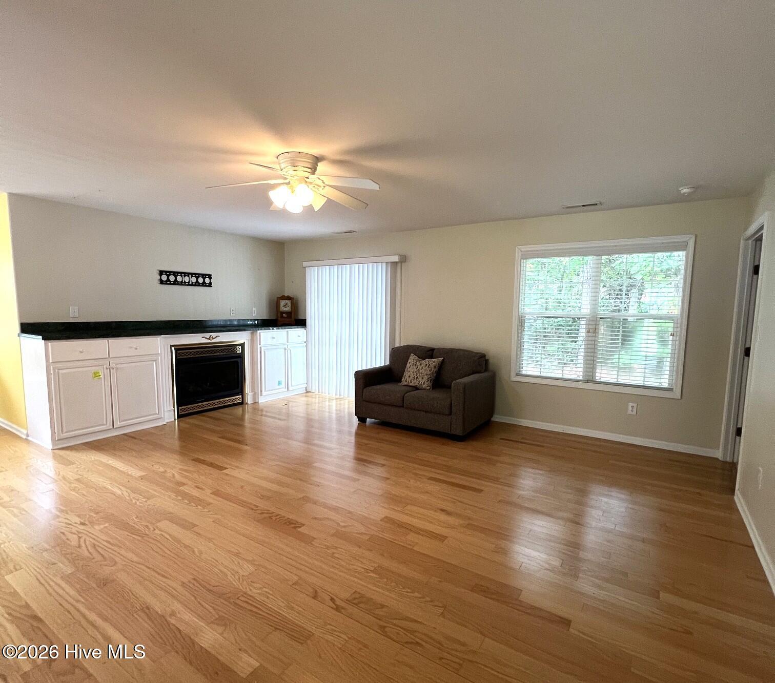 302 Jasmine S