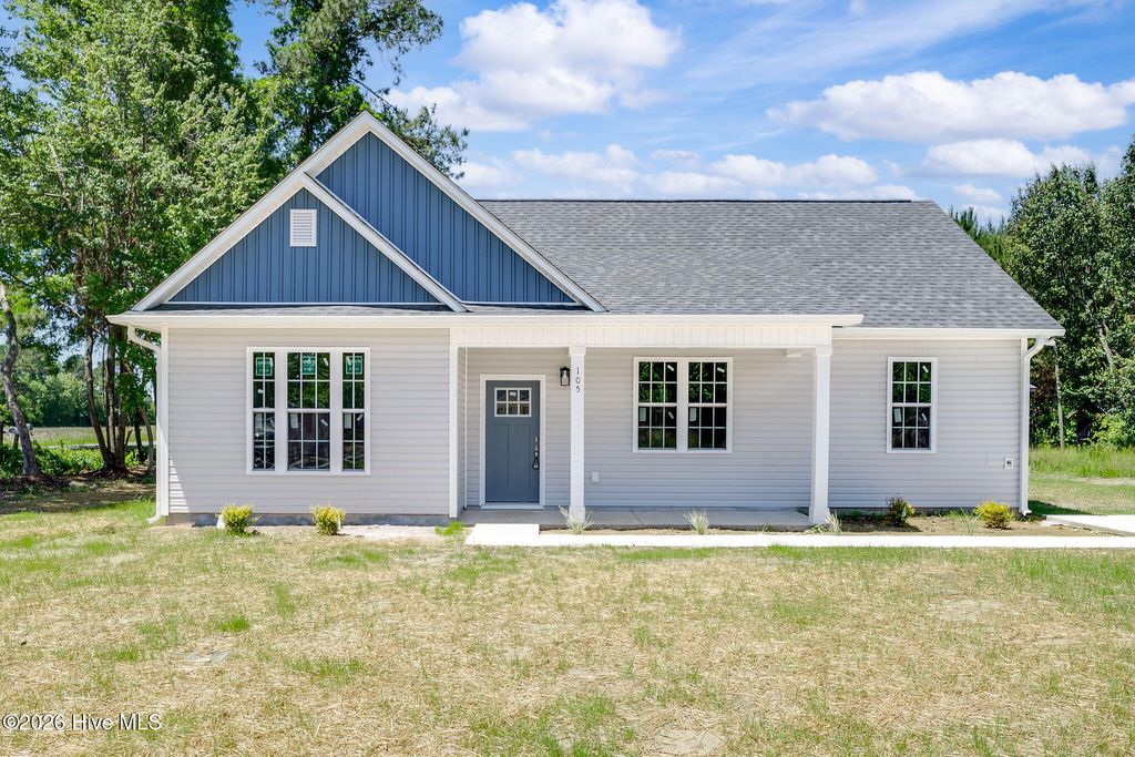 Photo of 109 Doris Lane, Teachey, NC 28464 (MLS # 100576231)