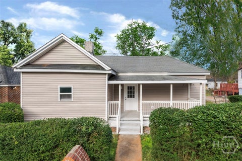Homes For Sale - 1370 W Hancock Avenue<br/> Athens, GA 30606