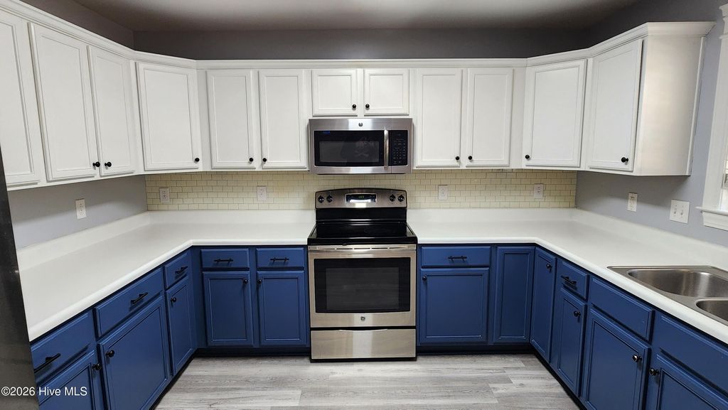 Photo of 515 Hollywood Boulevard, Havelock, NC 28532 (MLS # 100557421)