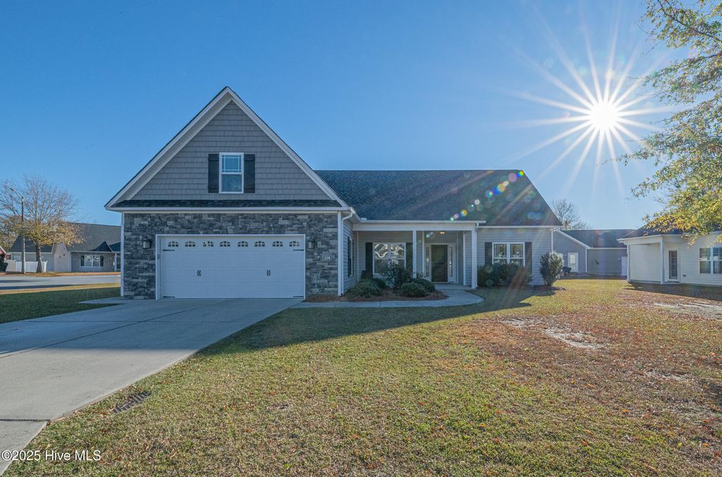 Photo of 2108 Cove Court, Winterville, NC 28590 (MLS # 100542004)