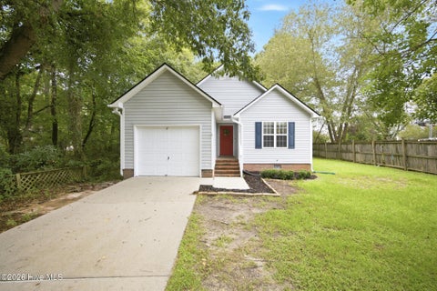 Homes For Sale - 702 William And Mary Place<br/> Wilmington, NC 28409