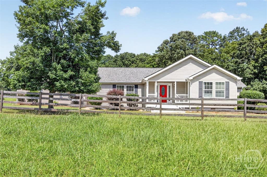 Photo of 849 Floyd Road, Danielsville, GA 30633 (MLS # CL362745)