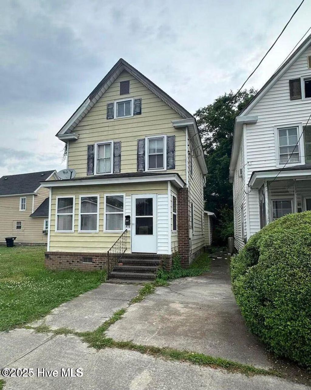 Photo of 602 Herrington Road, Elizabeth City, NC 27909 (MLS # 100520258)