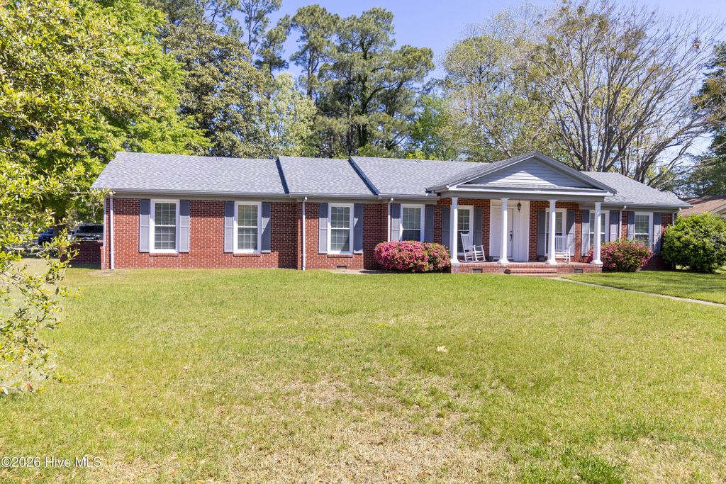 Photo of 212 Robin Lane, Edenton, NC 27932 (MLS # 100568191)