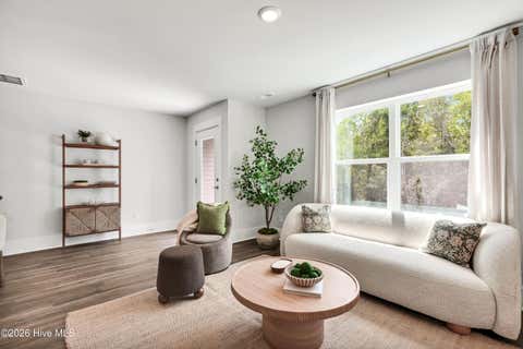 Tiny photo for 184 Cashmere Court #Unit 32, Wilmington, NC 28411 (MLS # 100597480)