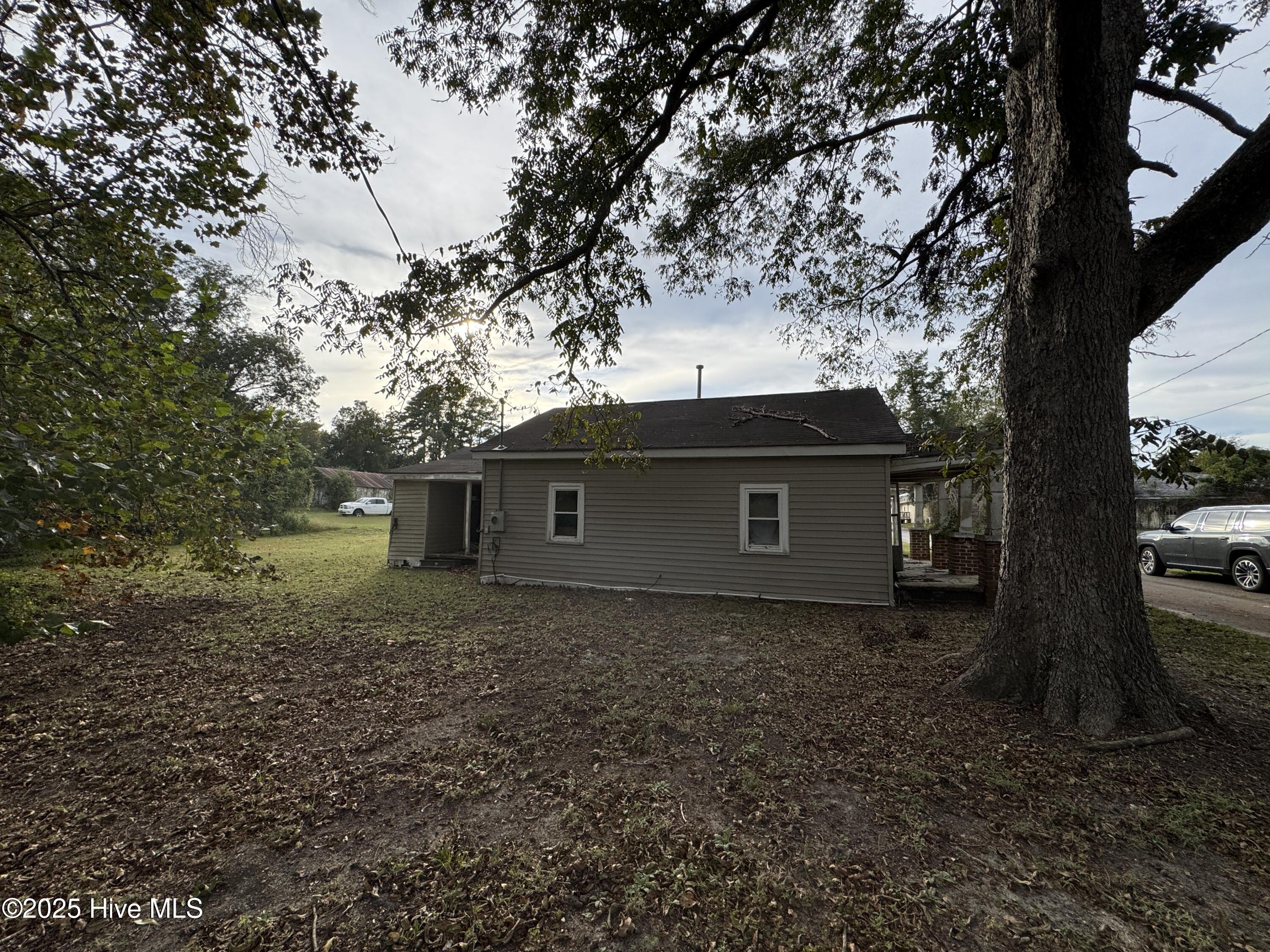 108 Bell Street