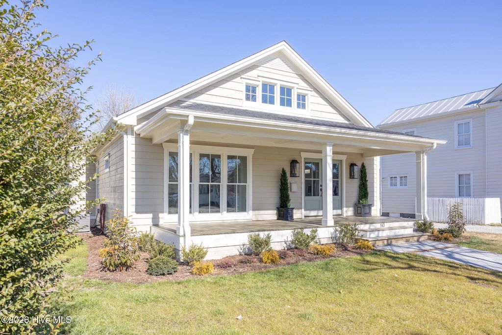 Photo of 143 E Gale Street, Edenton, NC 27932 (MLS # 100554389)