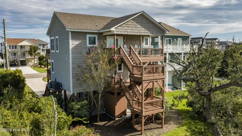 Tiny photo for 1103 N New River Drive, Surf City, NC 28445 (MLS # 100603536)