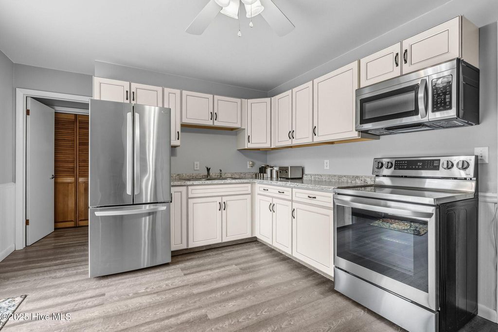 Photo of 8202 Highway 70, Newport, NC 28570 (MLS # 100533846)