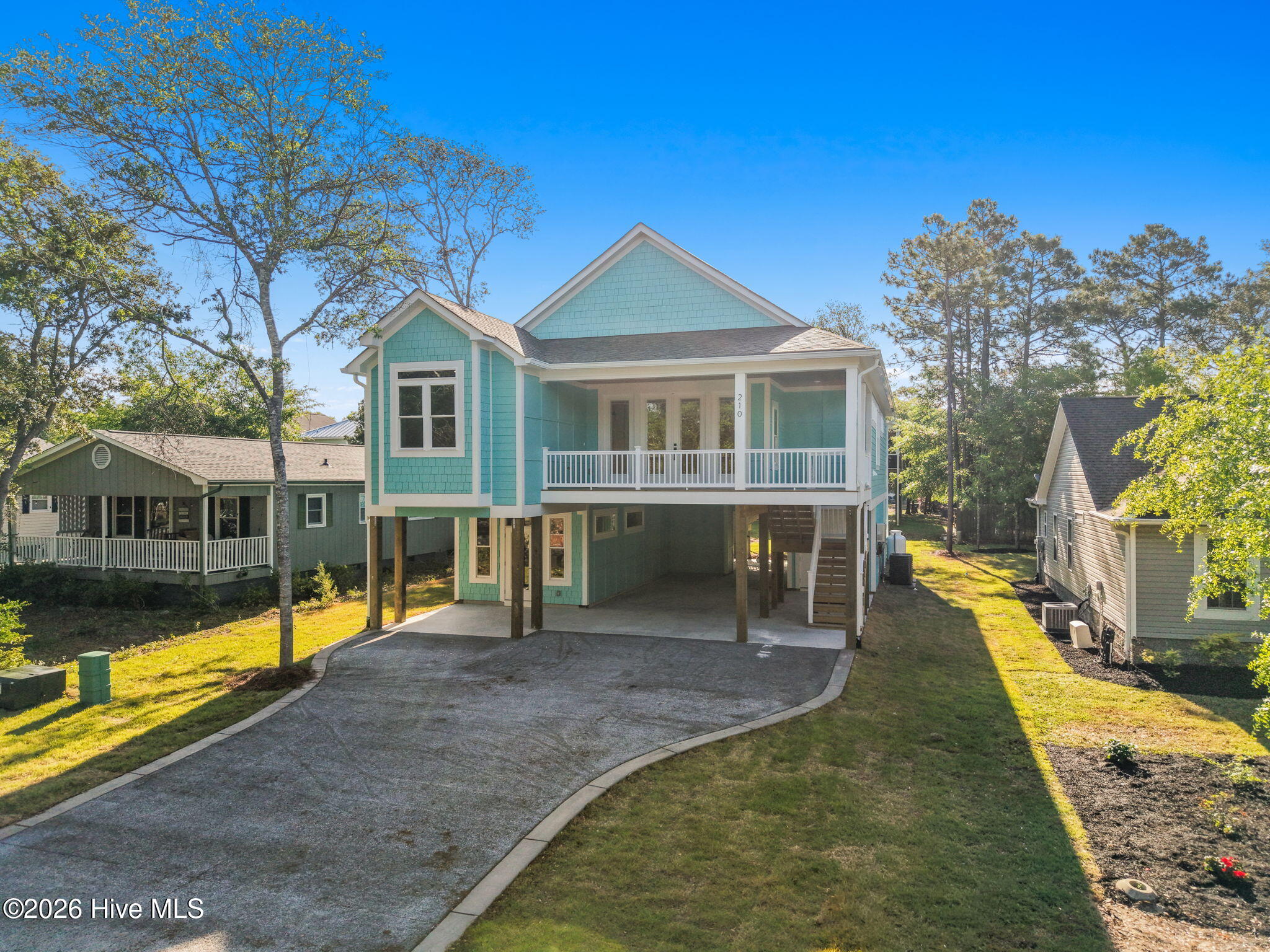 210 NE 34th Street