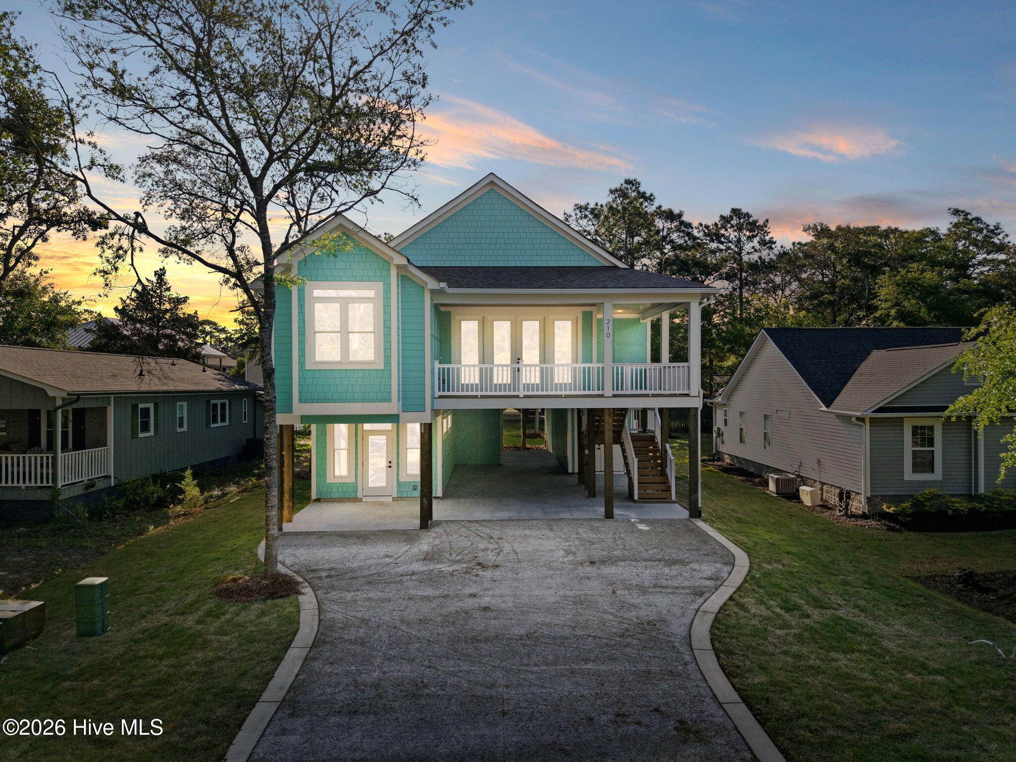 210 NE 34th Street