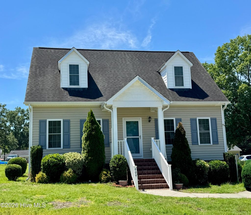 Photo of 609 Haley Drive, Nashville, NC 27856 (MLS # 100584058)