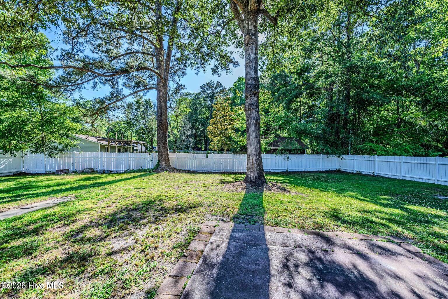 800 Mill River Road
