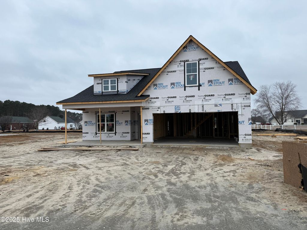 Photo of 105 Hudson Village Drive, La Grange, NC 28551 (MLS # 100545947)