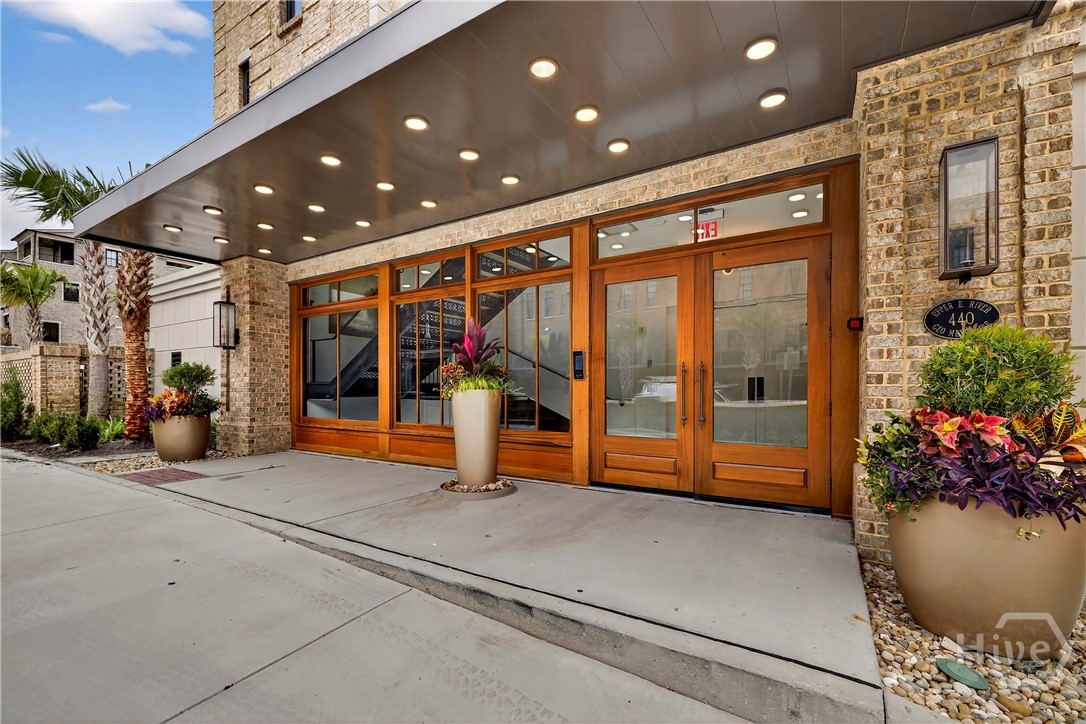 440 Geo Meyer Avenue 1