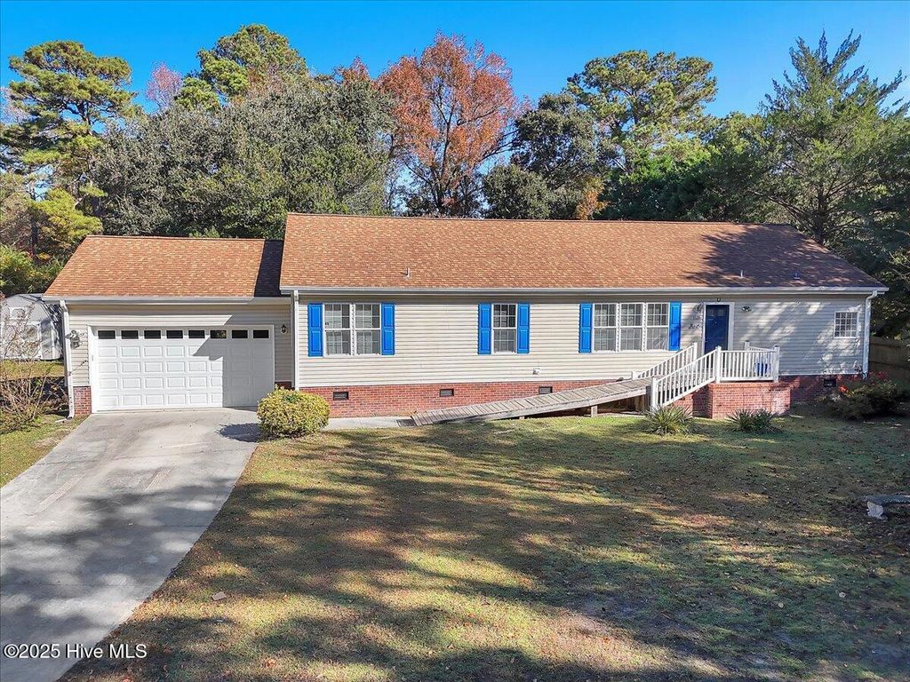 Photo of 1129 Davis Sound Lane, Wilmington, NC 28409 (MLS # 100543135)