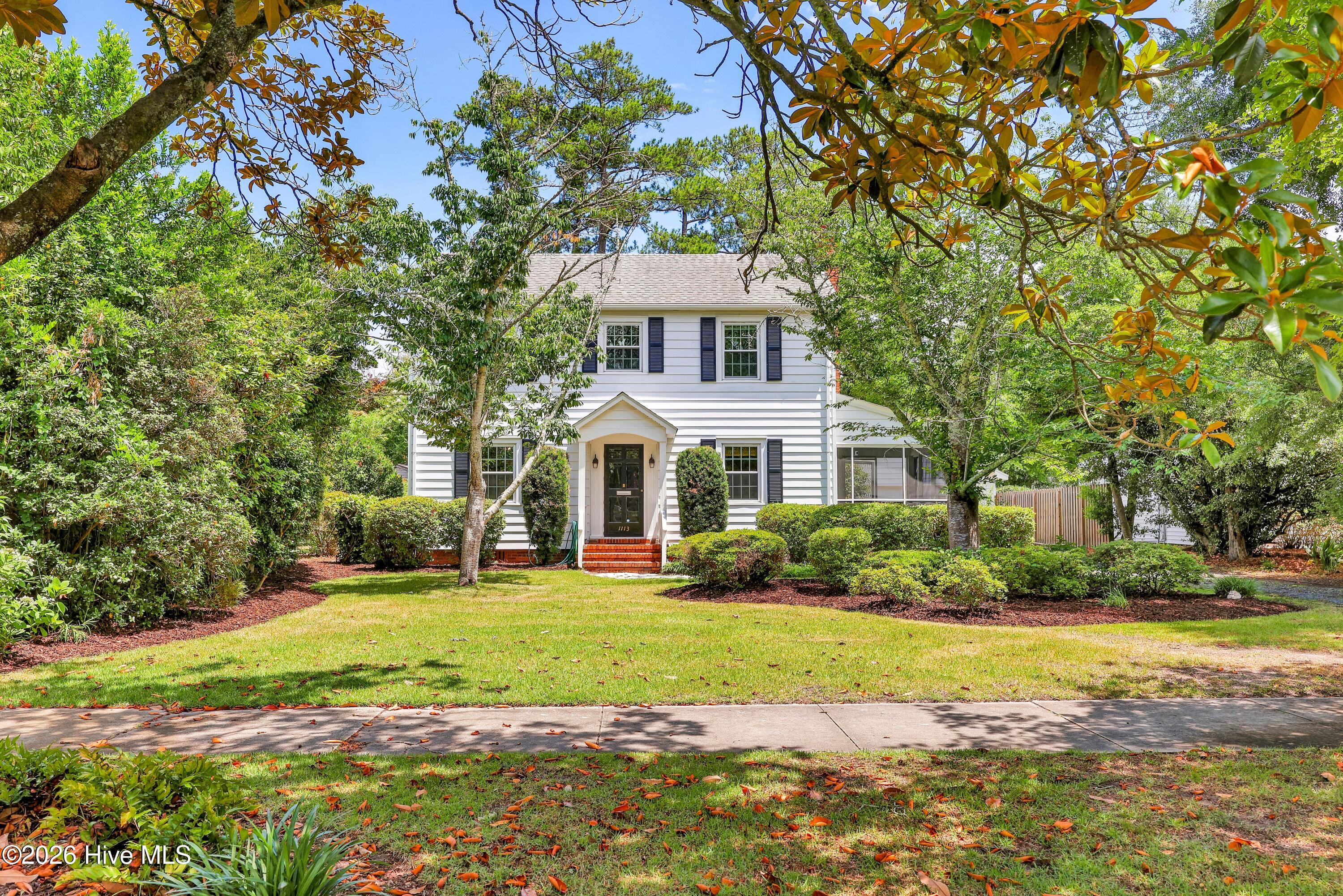 1113 Country Club Road