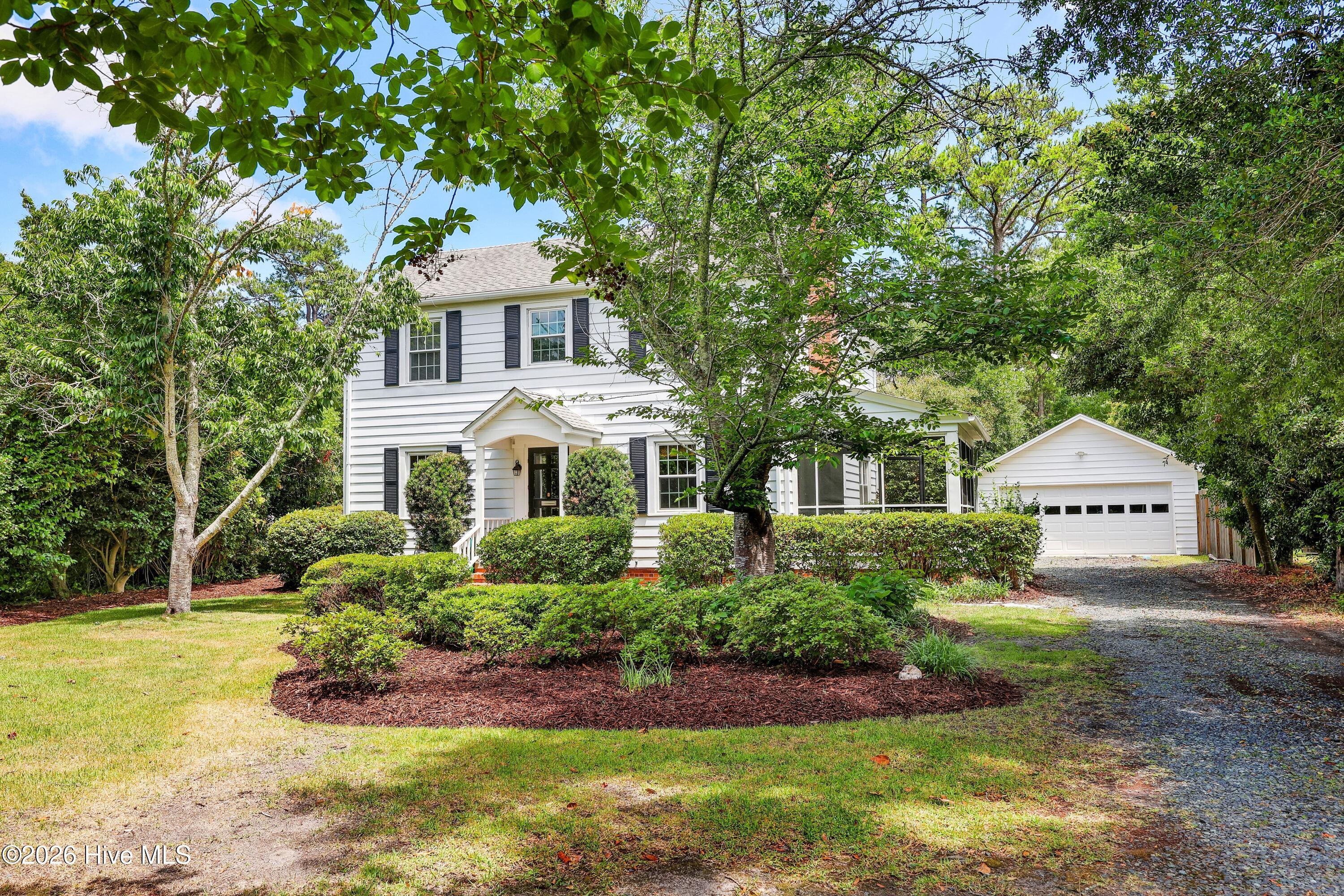 1113 Country Club Road