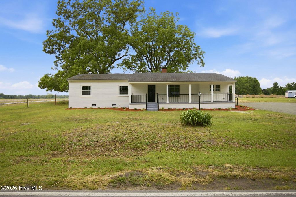 Photo of 277 Bennetts Bridge Road, Mount Olive, NC 28365 (MLS # 100572581)