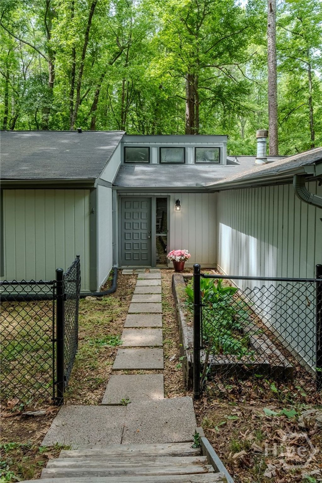 Photo of 129 McDuffie Drive, Athens, GA 30605 (MLS # CL355184)
