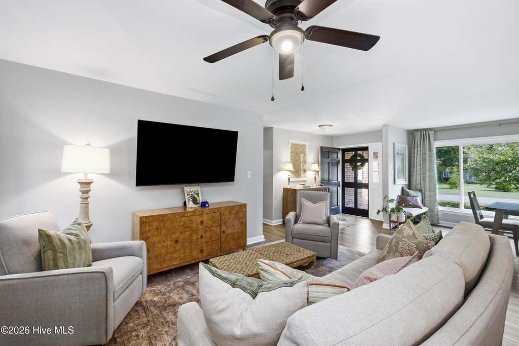 Photo of 38 Pelican Point Road, Wilmington, NC 28409 (MLS # 100598592)