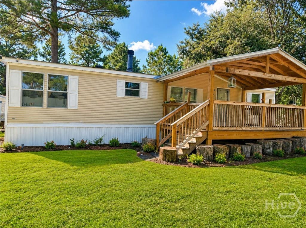 Photo of 128 Eagle DR, Springfield, GA 31329 (MLS # SA363114)