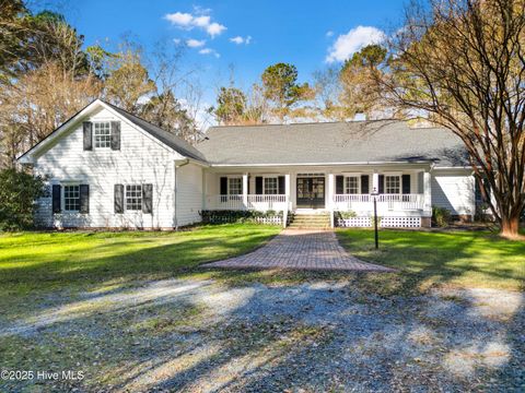 4472 Croomsbridge Road Burgaw NC 28425