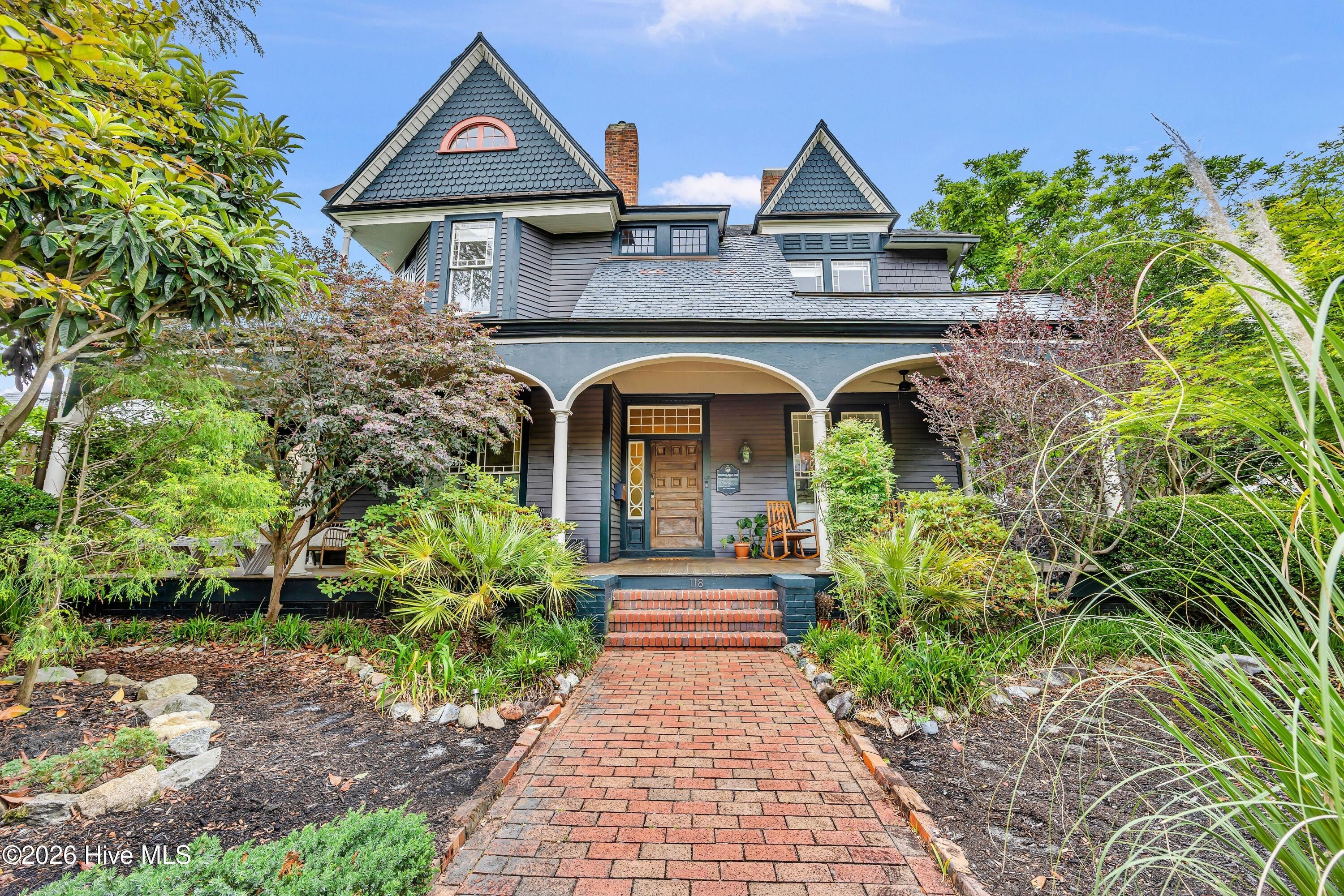 118 S 4th Street
