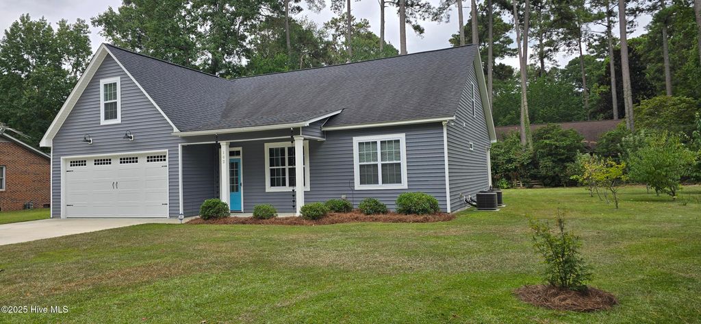 Photo of 102 Ironwood Drive, Greenville, NC 27834 (MLS # 100555305)