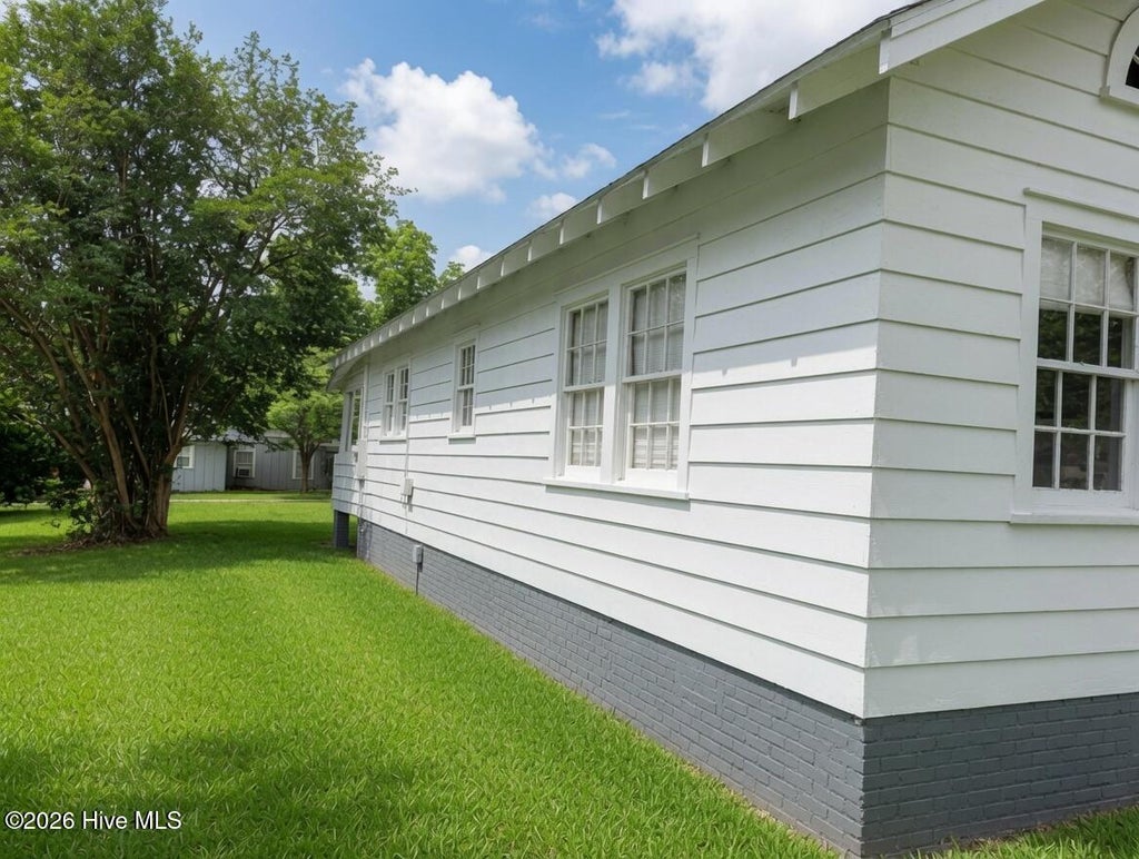 Photo of 204 Jefferson Street, Whiteville, NC 28472 (MLS # 100580105)