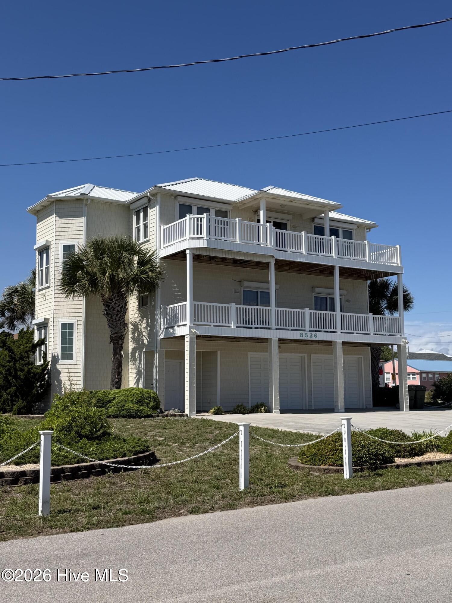 8526 Ocean View Drive