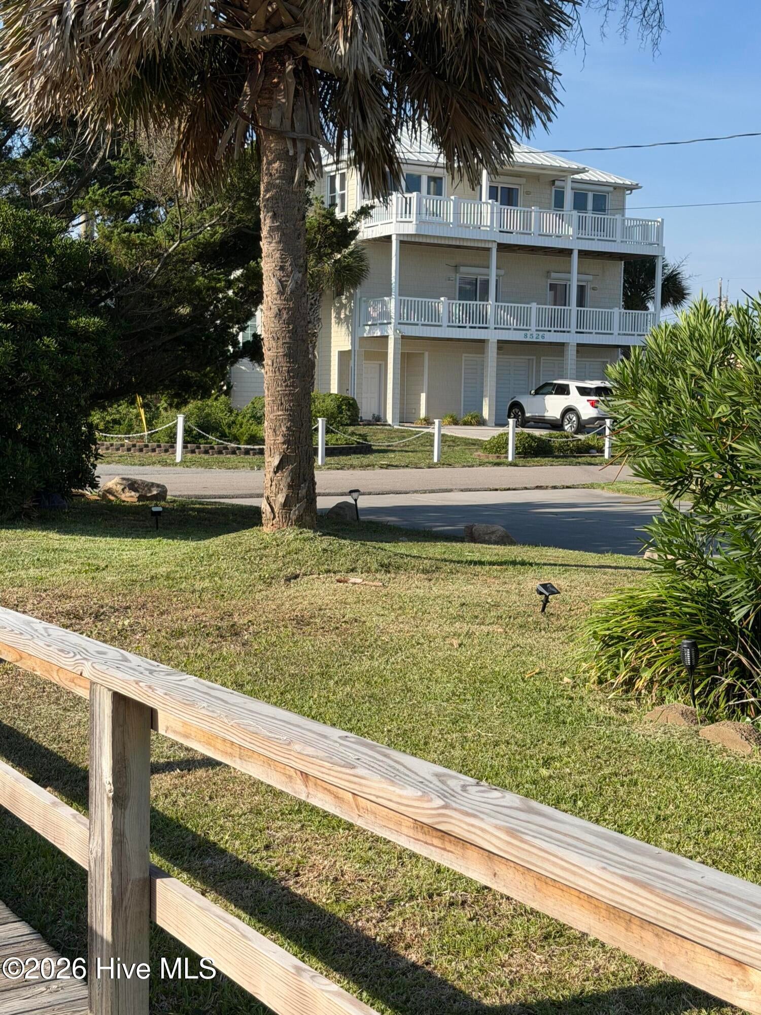 8526 Ocean View Drive