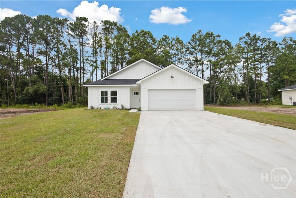 Photo of 1044 Cottage Way, Darien, GA 31305 (MLS # SA348734)
