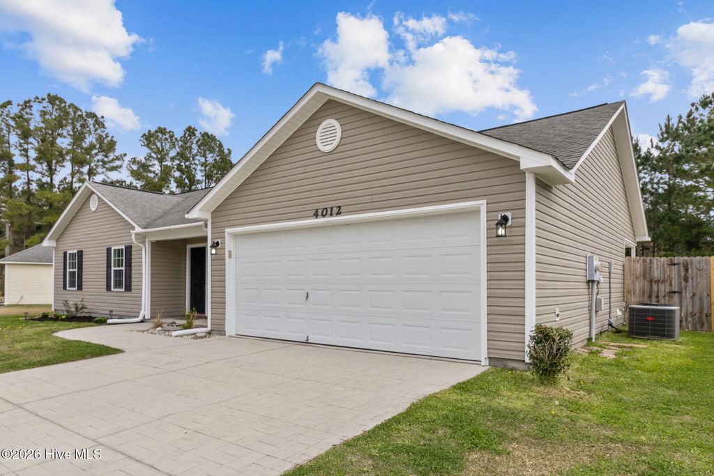 Photo of 4012 W T Whitehead Drive, Jacksonville, NC 28546 (MLS # 100561505)