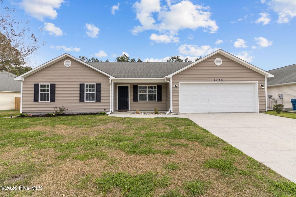 Photo of 4012 W T Whitehead Drive, Jacksonville, NC 28546 (MLS # 100561505)