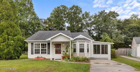 Homes For Sale - 408 Somerset Cove<br/> Onslow County, Jacksonville, NC 28546