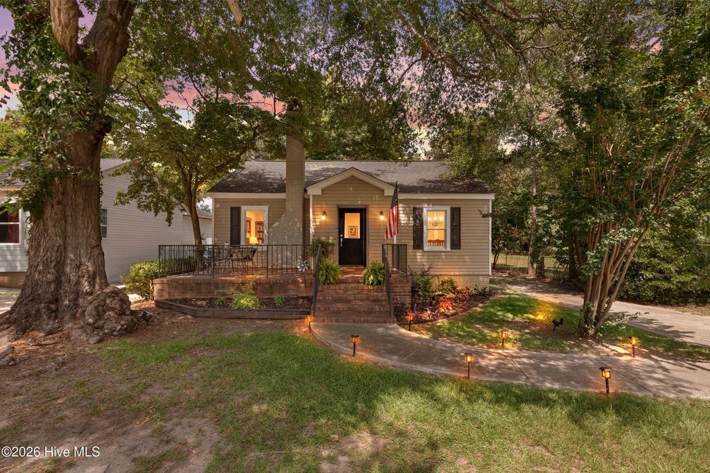 Photo of 410 Jones Avenue, Waynesboro, GA 30830 (MLS # 100586530)