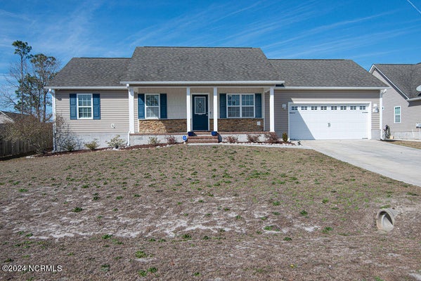 303 SINCLAIR LN, HUBERT, NC 28539 - Image df0e2345a7446d2b3018557fbfcb0b5e/3672510747