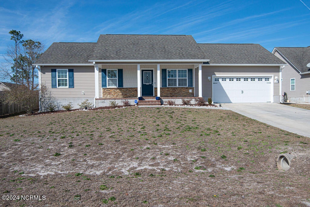 Photo of 303 Sinclair Lane, Hubert, NC 28539 (MLS # 100601436)
